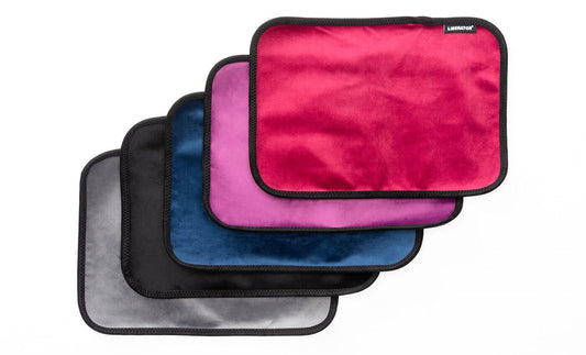 Fascinator Splashproof Throws, Bedroom Furniture by Liberator – shown in product photo